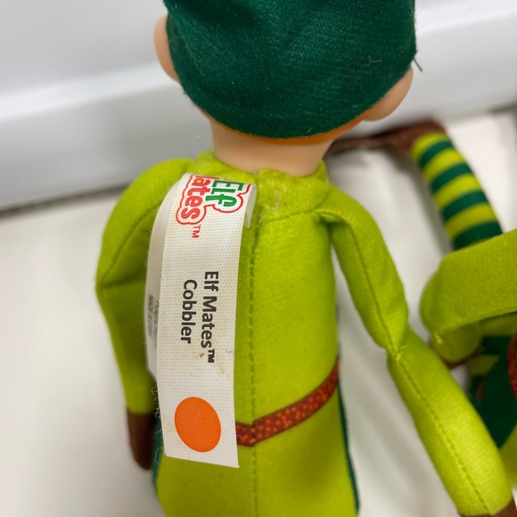 Elf Mates Elf on the shelf Christmas Collectable The Cobbler Santa’s helper - Picture 4 of 7